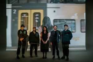 https://shockssrecord.com/band-math-rock-asal-bandung-eleventwelfth-merilis-music-video-perdana-tampilkan-tiap-personil/