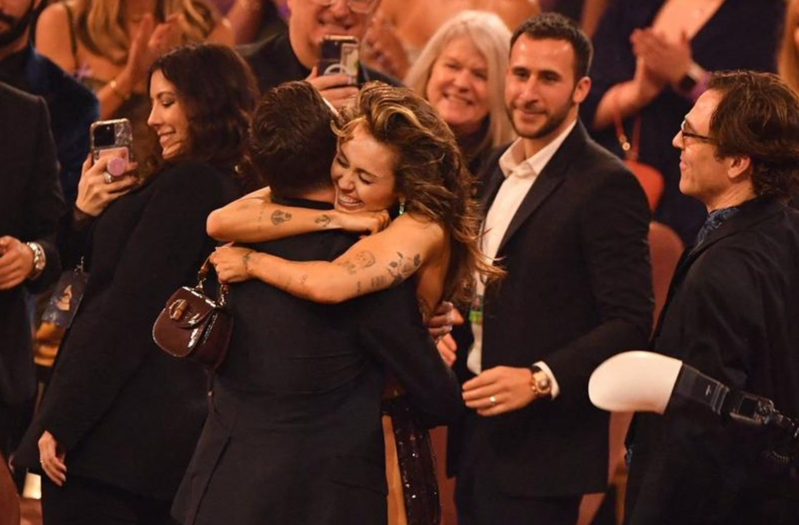 https://shockssrecord.com/6-moment-menarik-grammy-awards-2024/