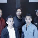 https://whensharingiscool.com/devandaru-merilis-single-pembuka-embun-pagi-menuju-album-perdana-di-tahun-2025/
