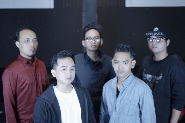 https://whensharingiscool.com/devandaru-merilis-single-pembuka-embun-pagi-menuju-album-perdana-di-tahun-2025/