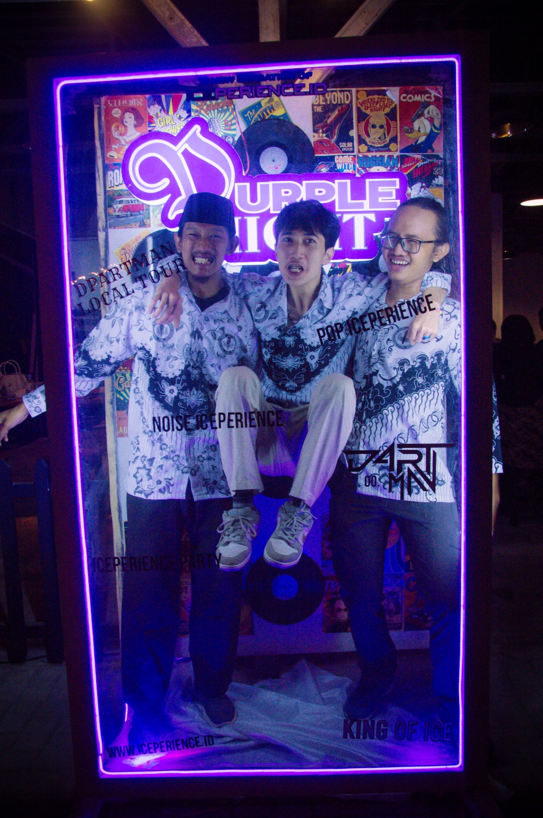 javanese-cat-ledakkan-amarah-dan-kesadaran-bumi-lewat-deteriorasi