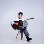 tenggelam-di-rupamu-debut-iwanblue-tentang-luka-rindu-dan-harapan-baru